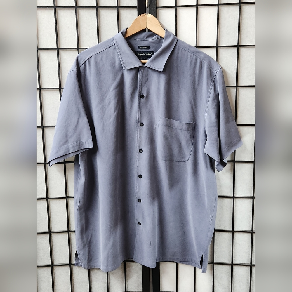 Joseph and Feiss. Silk Dress Shirt. Blue. Large